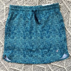 Earth Yoga Skort with pockets. NWT.